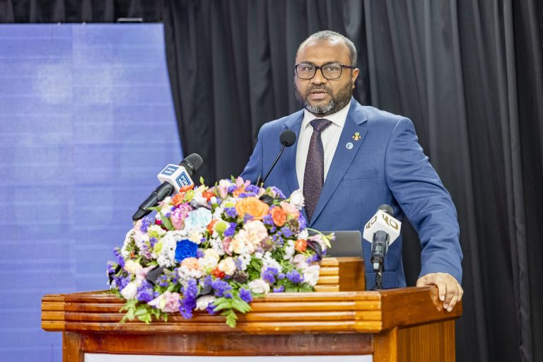 ރައީސް ޑރ.މުޢިއްޒުގެ ފަރާތުން އިސްލާމީ ކަންކަމަށް ބަހައްޓަވާ މުހިއްމުކަމަކީ ލިބޭ އެންމެ ބޮޑު އުފާ: ޑރ.ޝަހީމް