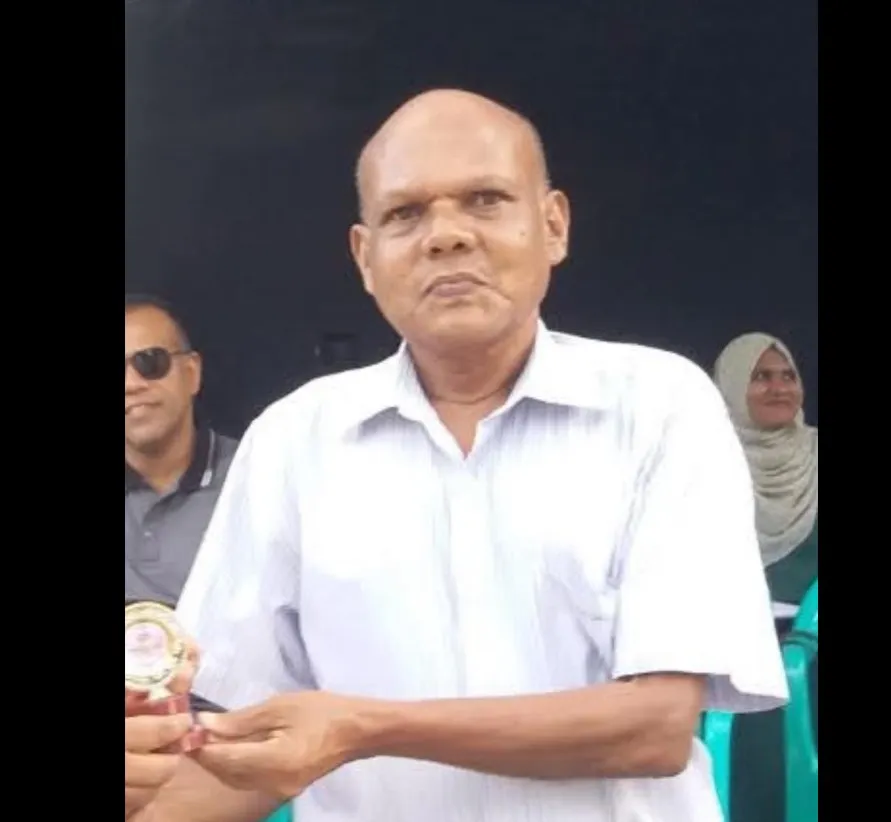 އައްޑޫގެ ހިދުމަތްތެރިޔާ ރިޒާބެ ނިޔާވެއްޖެ
