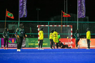 ވެމްކޯ އަންހެނުން އަތުން ބަލިވެ ދަޑެކޮޑިއަންސްގެ އަމިއްލަ ބާރު ހަނި ވެއްޖެ