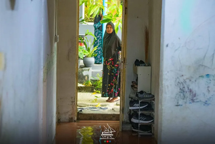 ތިނަދޫ ސިޓީައަށް ބޯކޮށް ވާރޭވެހި، ފެންބޮޑުވެ، ބައެއް ގެތަކަށް ފެންވަދެ އެކިވަރުގެ ގެއްލުންތައްވެއްޖެ