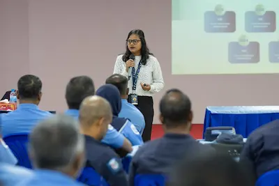 އެއާޕޯޓުގެ ފުލް-ސްކޭލް އެމަޖެންސީ އެކްސަސައިޒްއާ ގުޅޭ ތަމްރީން ޕްރޮގްރާމެއް ފުލުހުންނަށް ހިންގައިފި