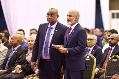 ސިވިލް ސާވަންޓުންގެ މުސާރައާއި ހިދުމަތުގެ ފެންވަރު މަތިކުރަން 15 ބިލިއަން ރުފިޔާ ހޭދަކުރަނީ