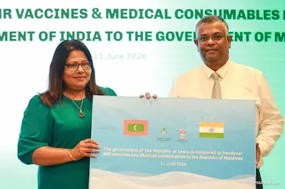 މީސްލްސް ވެކްސިންގެ 20 ހާސް ޑޯސް އާއި 3 ޓަނުގެ މެޑިކަލް ސާމާނު އިންޑިއާއިން ރާއްޖެއަށް ހަދިޔާކޮށްފި