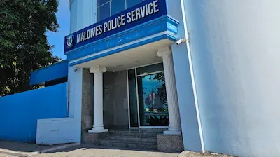 މަސްތުވާތަކެތި ފޮރުވާފައިހުރި ސައިކަލުތަކެއްގެ ތަޅުދަނޑިތައް ހައްޔަރުކުރި މީހާގެ ފުރަގަސްފަރާތުން ފެނިއްޖެ