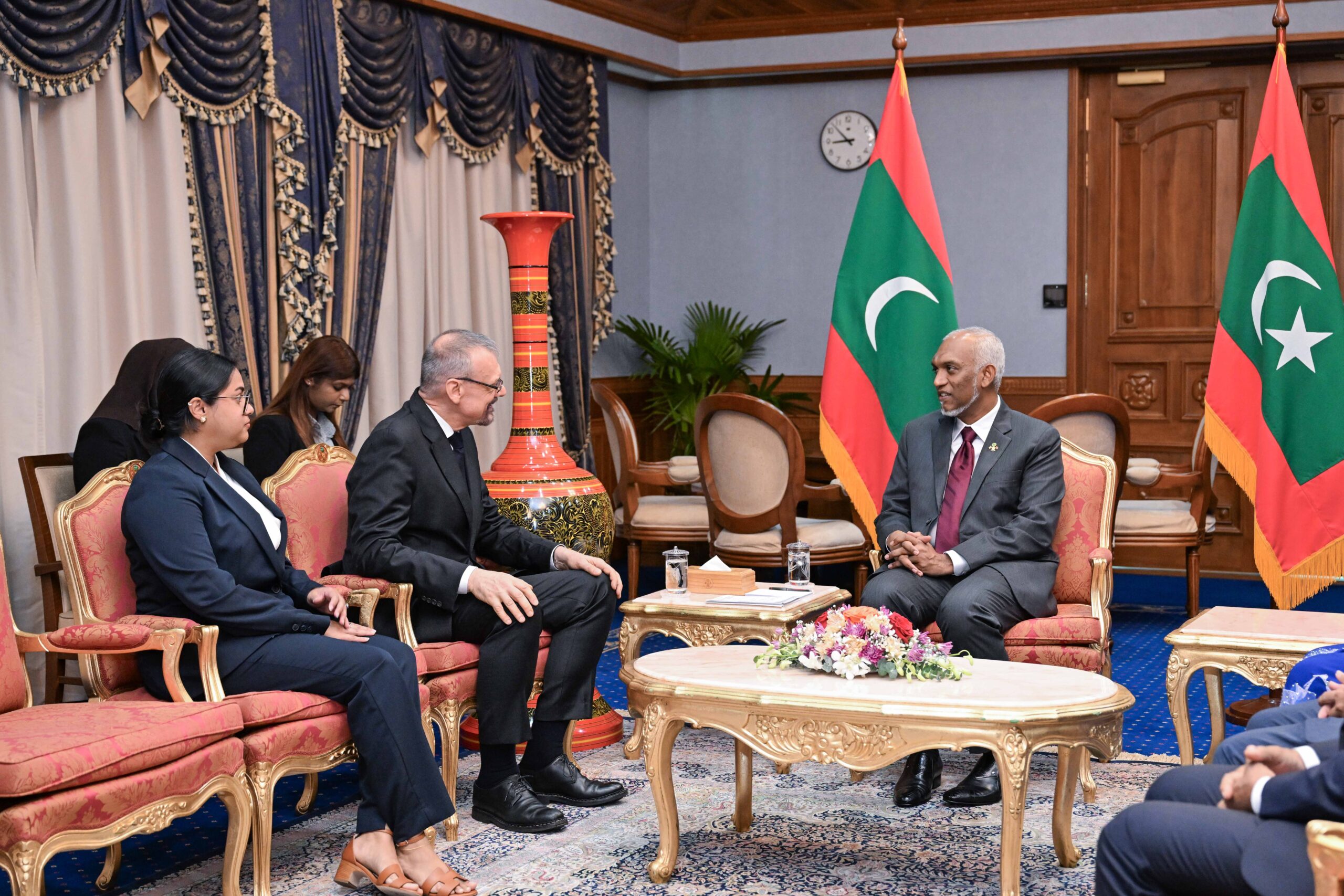 ރާއްޖެއާ ނެދަރލޭންޑްސްގެ ގުޅުން އިތުރަށް ހަރުދަނާކޮށް، އިންވެސްޓްމަންޓްގެ ފުރުސަތުތައް ފުޅާކުރަނީ