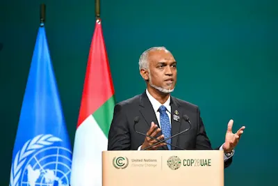 ދުނިޔޭގެ ކުރިމަގު ބިނާވެފައިވަނީ ދުޅަހެޔޮ ކަނޑުތަކެއްގެ މައްޗަށް: ރައީސް