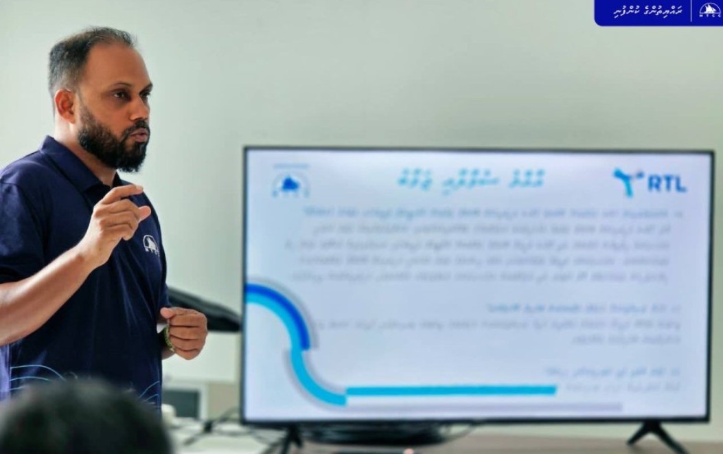 އާރްޓީއެލް ފެރީގެ ޚިދުމަތަށް އަހުލުވެރިކުރުވުމަށް ރަތްމަންދޫގައި ޚާއްޞަ ސެޝަނެއް ބާއްވައިފި