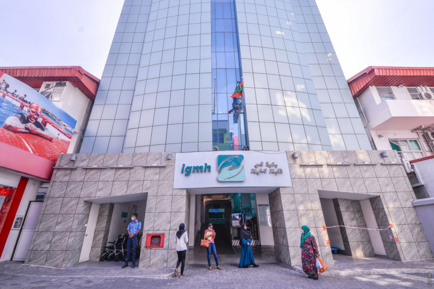 ސިއްހީ ދާއިރާއިން ސަރުކާރުން ބޮޑު ކުރިއެރުމެއް، ޒަމާނީ ލޭޒާ އޮޕަރޭޝަންތައް 2 ހޮސްޕިޓަލެއްގައި ފަށައިފި
