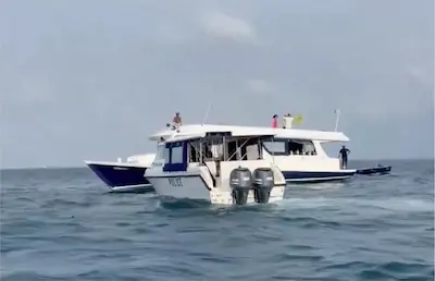 ސަފާރީ އަކުން ޑައިވިނަށް ދިޔަ ފަސް ޓޫރިސްޓަކު ގެއްލިގެން ހޯދަނިކޮށް އެކަކު މަރުވެފައި އޮއްވައި ފެނިއްޖެ