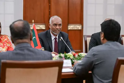 ރާއްޖެ އާއި ސްރީލަންކާއާ ދެމެދު ހަތް ދާއިރާއަކުން ގުޅުން ބަދަހިކުރުމަށް އެމްއޯޔޫތަކެއްގައި ސޮއިކޮށްފި