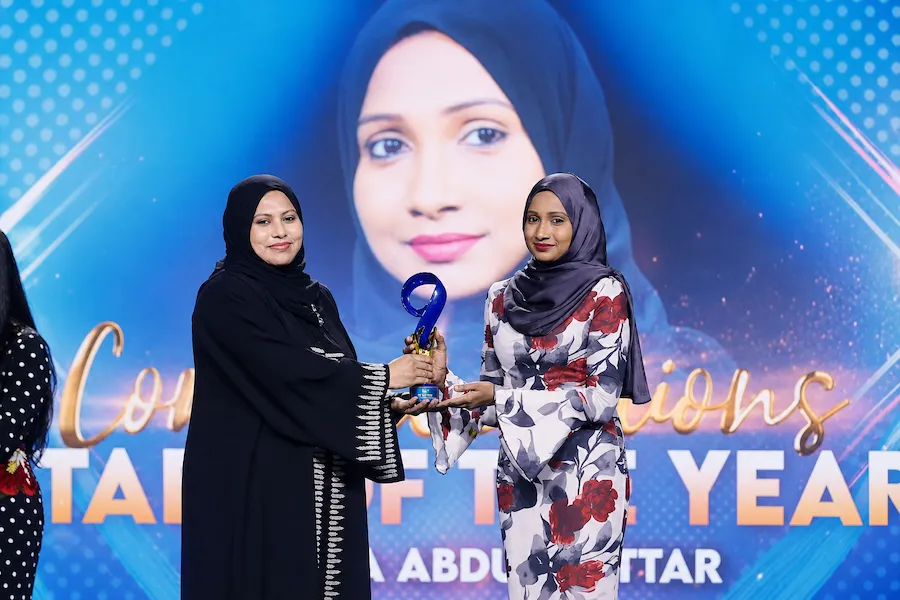 ޒިންމާދާރު ނޫސްވެރިކަމަކީ ‘ބްރޭކިންގް ނިއުސް’ގެ އަވަސްމިނާ އެއްވަރަށް މަޢުލޫމާތުގެ ޞައްޙަކަން ކަށަވަރުކުރުން: ވަޒީރު ހީނާ
