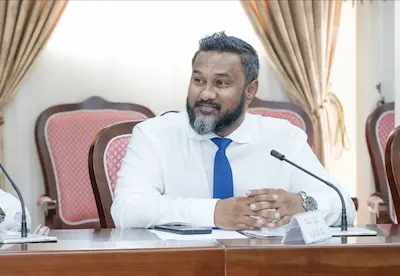 ޕީއެންސީ އަށް ގޮނޑި ކާމިޔާބު ކޮށްދެއްވުމަށް ސިނާނު ފަހަތަށް ޖެހިވަޑައިގެން ޓިކެޓު ދޫކޮށްލައްވައިފި