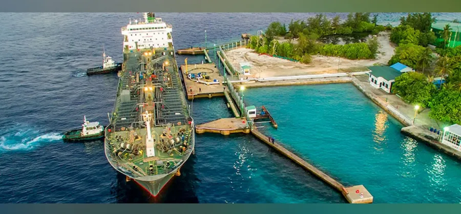 ހަމަނުޖެހުންތަކާއެކުވެސް ރާއްޖެއަށް ތެޔޮ ލިބުމުގައި ދަތިކަމެއް ނެތް؛ މި މަހު އިތުރު 3 ޝިޕްމެންޓު ގެނެވޭނެ
