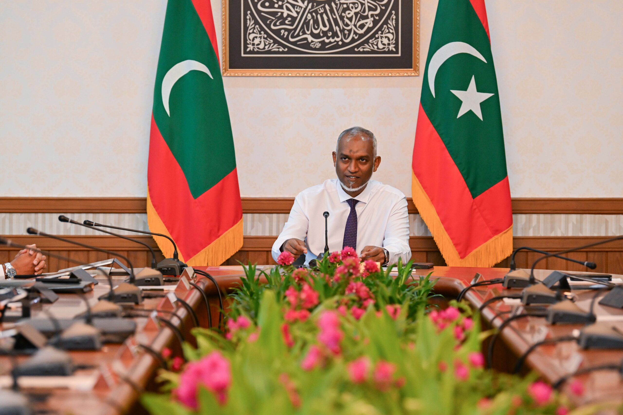 މެދުއިރުމަތީގެ ހަމަނުޖެހުންތަކާ ގުޅިގެން އުފެއްދެވި ވަޒީރުންގެ ކޮމެޓީއަށް ބަދަލުތަކެއް ގެންނަވައިފި