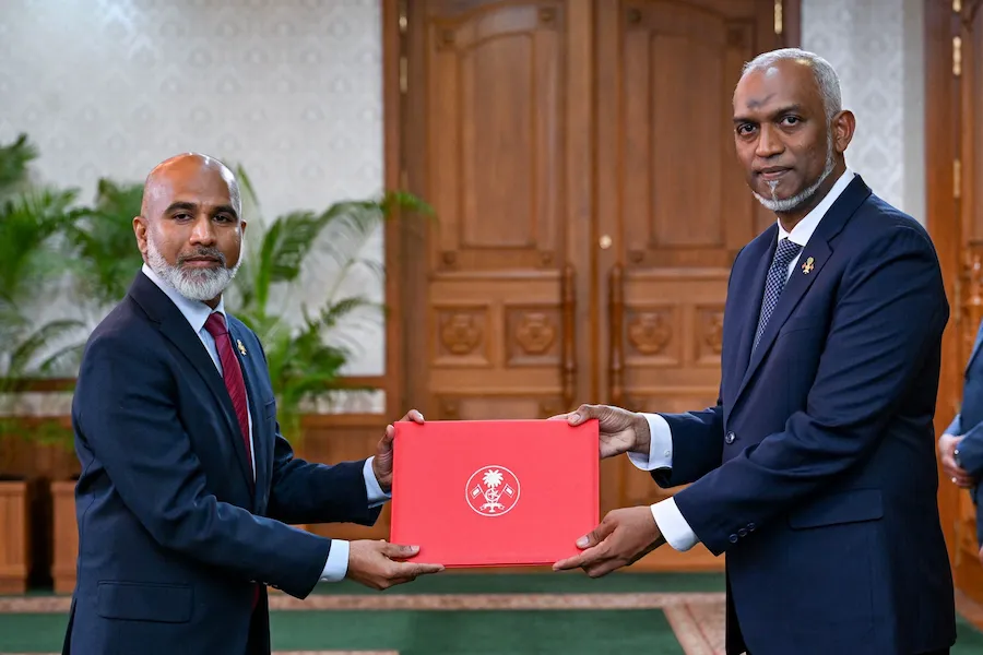 އެޑިއުކޭޝަން އަދި ހަޔަރ އެޑިއުކޭޝަން، އެއް މިނިސްޓްރީއަކަށް، މިނިސްޓަރަކަށް ވަޒީރު ޝަފީޢު!