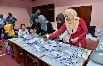 މިމަހުގެ 4 ވަނަ ދުވަހު ބޭއްވި އިންތިޚާބުތަކުގެ ދާއިމީ ނަތީޖާ އިޢުލާން ކުރަން ފަށައިފި