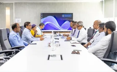 މެދުއިރުމަތީގެ މަސްރަޙަށް އަންނަ ބަދަލުތަކާ ގުޅިގެން ވަޒީރު ތޯރިގާއި މަޓީ، ތެޔޮ ކުންފުނިތަކާއެކު މަޝްވަރާ ބައްދަލުވުމެއް ބާއްވައިފި