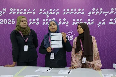 ދ މީދޫ ވޯޓުފޮށި އަލުން ގުނާ ނިންމައިފި؛ ކައުންސިލް ރައީސް ކަމަށް ހޮވުނީ އެމްޑީއޭގެ ކެންޑިޑޭޓު