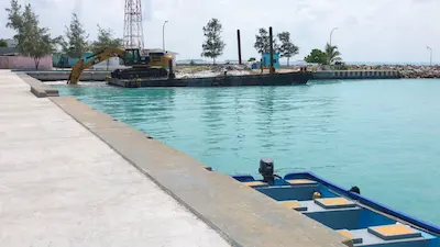 ދޯންޏެއްގައި، މަހަށް ދިއުމަށް ނުކުތް ގޮތަށް ގެއްލިގެން ހޯދަމުން ދިޔަ ށ. މިލަންދޫ މީހާ، އެ އަތޮޅު ކޮމަންޑޫން ފެނިއްޖެ