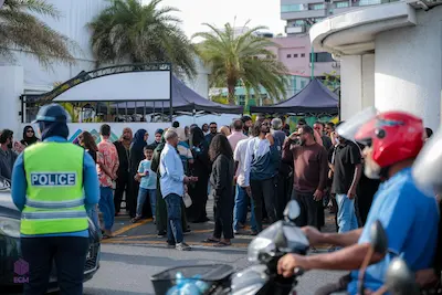 އިންތިޚާބުގެ ކަންކަމުގައި ރައްޔިތުން ދިން އެއްބާރުލުމަށް ފުލުހުން ޝުކުރު އަދާކޮށްފި