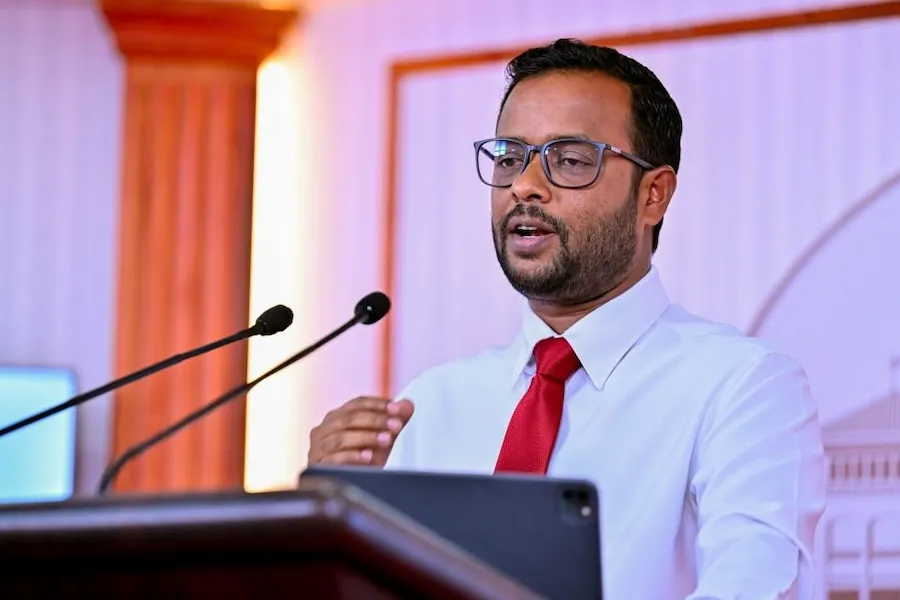 މިސަރުކާރަށް ބޯހިޔާވަހިކަމަކީ ސިޔާސީ ކަމެއް ނޫން، އެއީ އިންސާނިއްޔަތަށްޓަކައި ކޮށްދޭންޖެހޭ ކަމެއް: ވަޒީރު