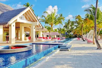 ރާއްޖެ އަންނަ ފަތުރުވެރިން މަދުވުމުން، ގެއްލުންވާ ރިސޯޓްތަކަށް ބީއެމްއެލް އިން އެހީވަނީ