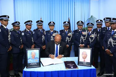 ޢަބްދުއް ޝަކޫރު ޢަބްދުﷲއާއި އުސްތާޛު ޙަސަން ޙަމީދުގެ ތައުޒިޔާގެ ދަފުތަރު ހުޅުވާލައިފި