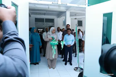 ކުޅުދުއްފުށީ ރީޖަނަލް ހޮސްޕިޓަލްގެ އައު ޑައިލިސިސް ސެންޓަރު މެޑަމް ސާޖިދާ ހުޅުއްވައިދެއްވައިފި