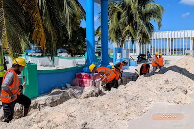 ގެމަނަފުށީ މަގުތައް ޒަމާނީ ފެންވަރަށް ތަރައްޤީކުރުމުގެ އަމަލީ މަސައްކަތް ފަށައިފި