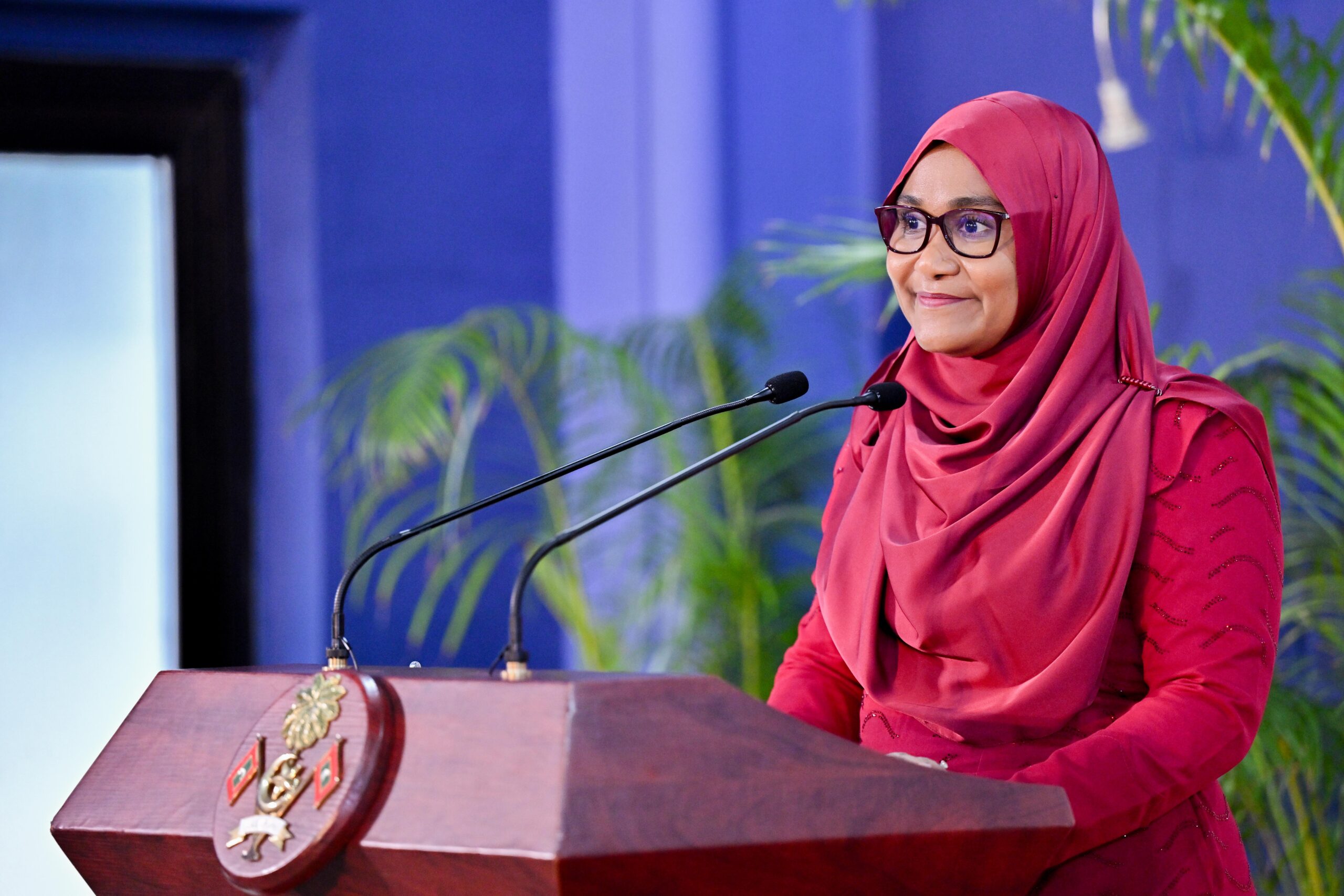 ކޮންމެ މީހަކީވެސް މުޖުތަމައު ބަލައިގަންނަ ފަރާތަކަށް ހެދުމަށްޓަކައި އެންމެން ގުޅިގެން މަސައްކަތް ކުރުމަށް މެޑަމް ސާޖިދާގެ އިލްތިމާސް