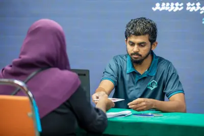 ފަގީރުންނާއި މިސްކީނުންގެ ދަފްތަރުގައި ހިމެނޭ ކޮންމެ މީހަކަށް ޒަކާތުގެ ގޮތުގައި 6000 ރުފިޔާ ބަހައިފި