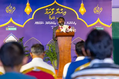 މާތް ﷲގެ ދަރުބާރަށް ހާޒިރުކުރާ ދުވަހަށް ތައްޔާރުވުމަށް ނިޢުމަތްތަކަށް ޝުކުރުވެރި ވާންޖެހޭ: ޝައިޚް މައުމޫން