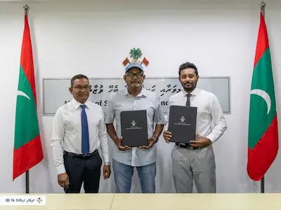 ފަސް ރަށެއްގައި ފުޓްބޯޅަ ދަނޑު ގާއިމު ކުރުމުގެ އެއްބަސްވުންތަކުގައި މިއަދު ސޮއި ކޮށްފި