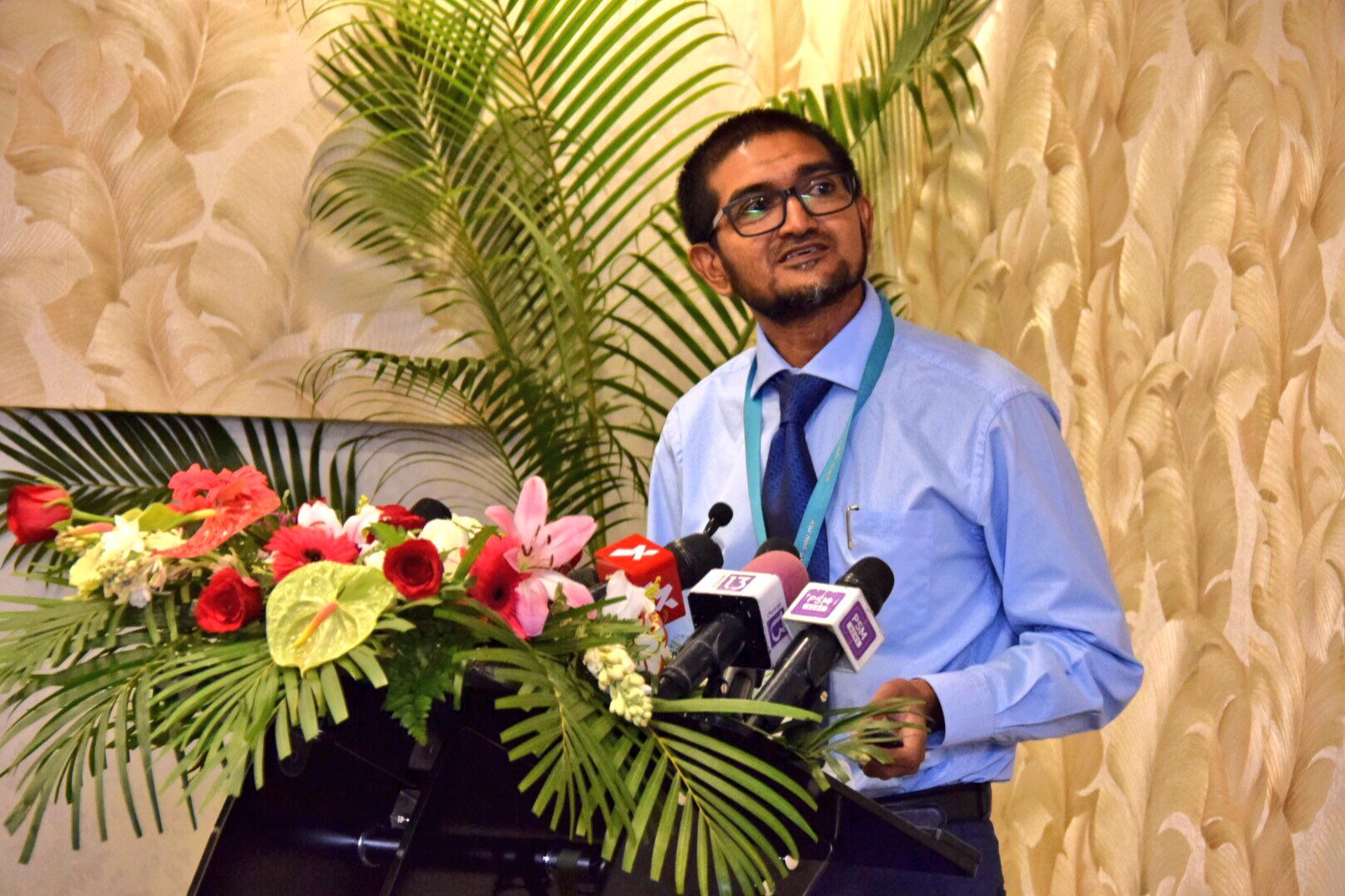 ރޯގާއާއި ހުން އިތުރުވަމުންދާތީ، ބަލި ކުދިން ސްކޫލަށް ނުފޮނުވުމަށް ޑރ. ފައިސަލްގެ އިރުޝާދު