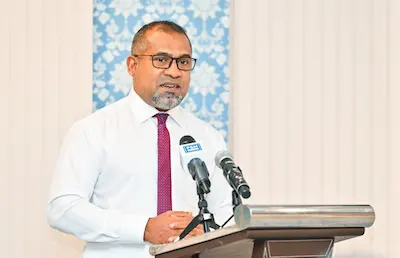 ރައީސް ޑރ. މުޢިއްޒުގެ ސަރުކާރުން ޖުޑީޝަރީއަކާ ނުކުޅޭނެ: ޑރ. ޚަލީލް