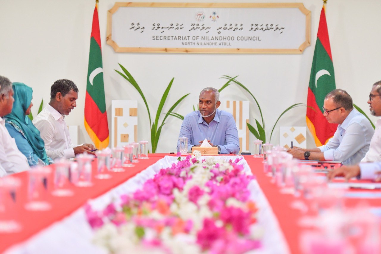 ރައީސް ޑރ މުއިއްޒު ކައުންސިލުތަކަށް – ބަޖެޓުންދޭ ފައިސާ ސޭވިންގްސްގައި ބެހެއްޓުމުންމަގުސަދު ހާސިލު ނުވޭ!