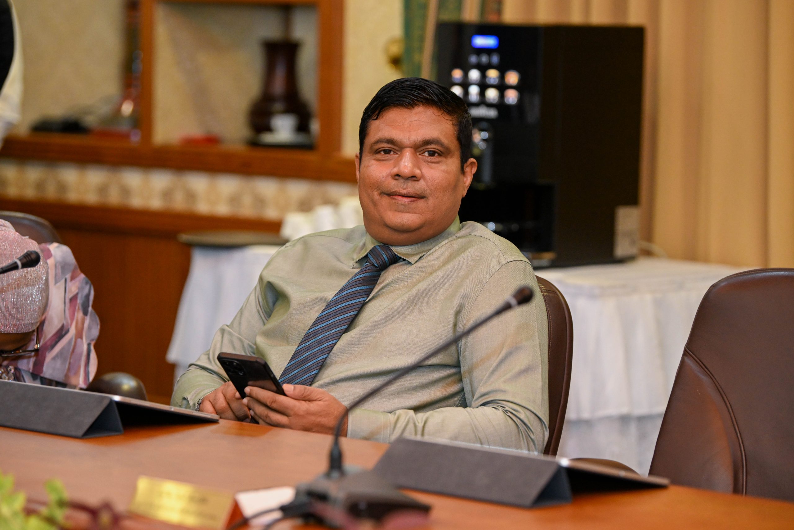 ސަރުކާރުން ޓެކްސީ ލައިން ފެށިޔަސް, ޓެކްސީ ޑްރައިވަރުންނަށް ގެއްލުންވާނެ ސަބަބެއް ނޯންނާނެ: މިނިސްޓަރ އަމީން