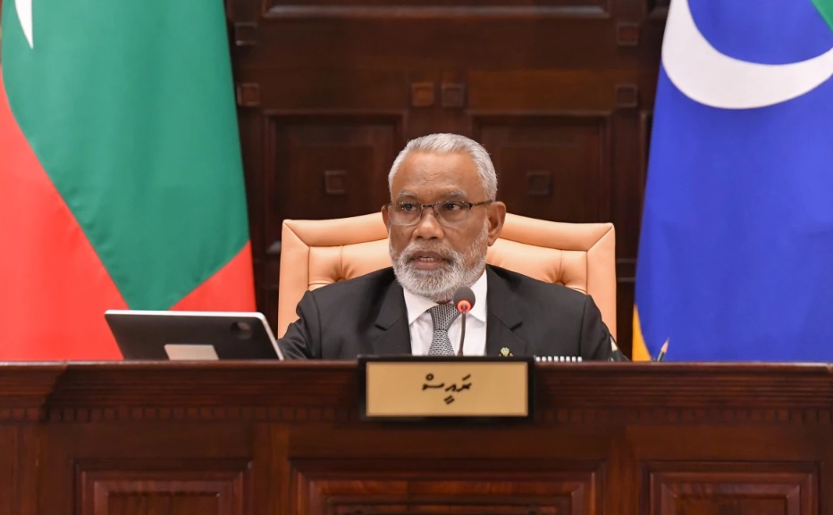 މަޖިލީހުގެ މަސައްކަތްތައް ބައްޓަންކޮށްފައިވަނީ ރައްޔިތުންނަށް މުހިންމު ޤާނޫނުތައް އަވަހަށް ފާސްކުރުމަށް: ރައީސް