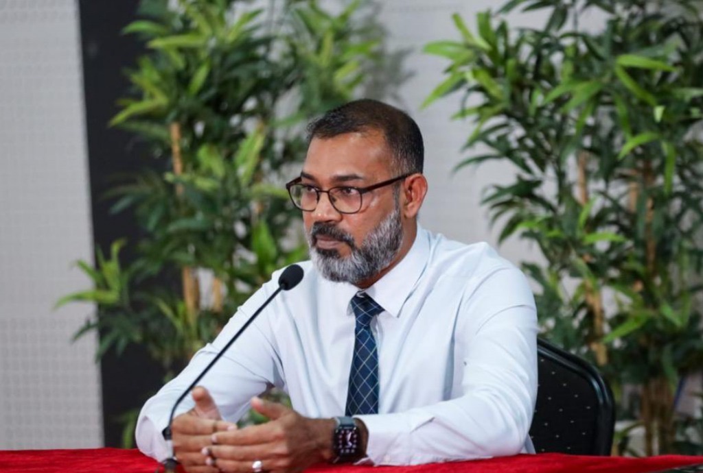 ފޫޅުމައިންގެ ދާއިރާ ކުރިއަރުވަން އިތުރަށް އިންވެސްޓް ކުރަން ޖެހޭ: ހަލީމް