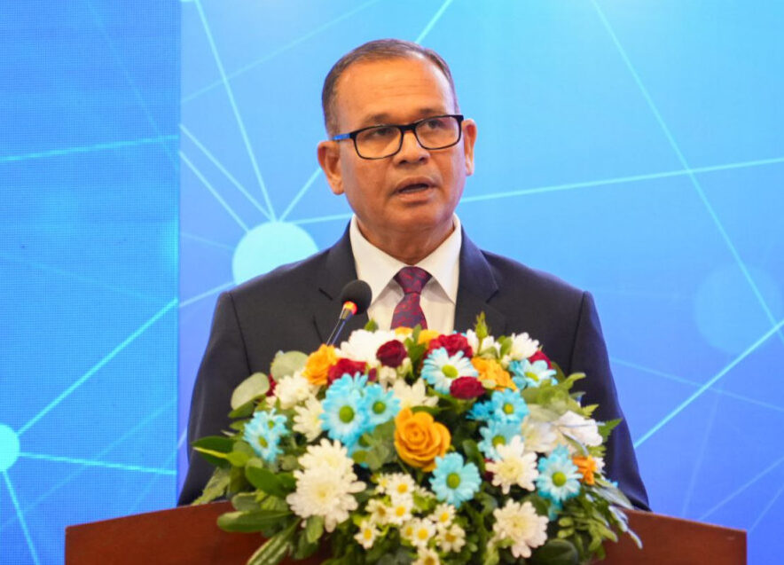 ޤައުމަށް ދިމާވާ ބޮޑެތި ގޮންޖެހުންތަކުން އަރައިގަތުމަށް އެންމެ ވަރުގަދަ މަސައްކަތެއް ކުރެވޭނެ ބަޔަކީ ޒުވާނުން: މިނިސްޓަރ އާދަމް ޝަރީފް