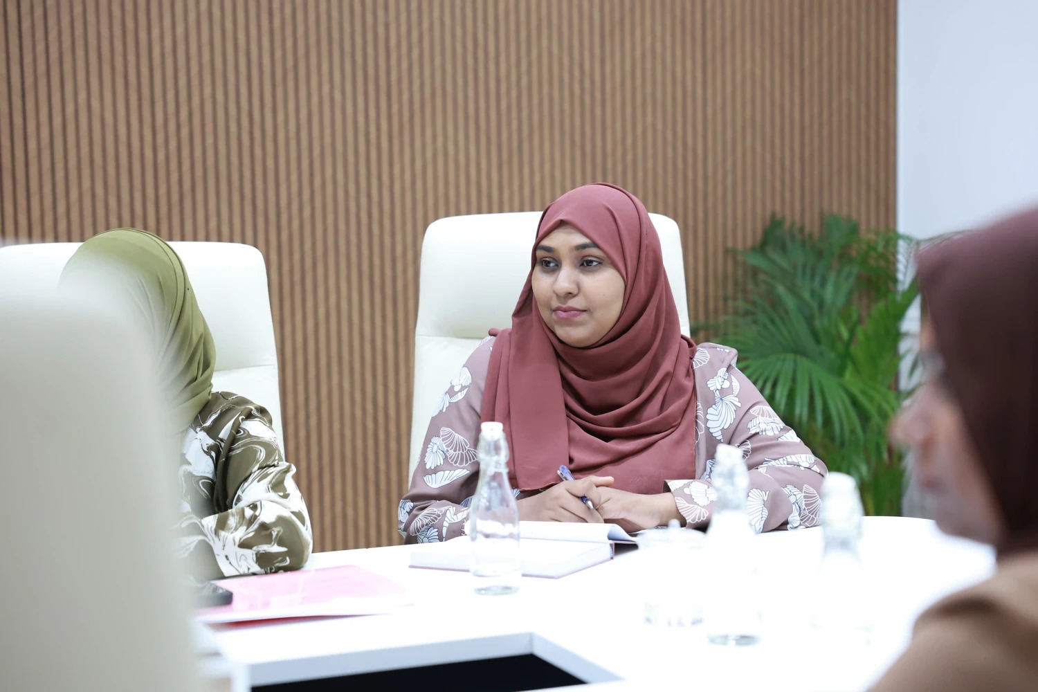 އިސްރަށްވެހިންގެ ނާދީ; އިސްރަށްވެހިންގެ ދުޅަހެޔޮކަން ކަށަވަރުކުރުމަށް ހިންގާ މަރުކަޒެއް!