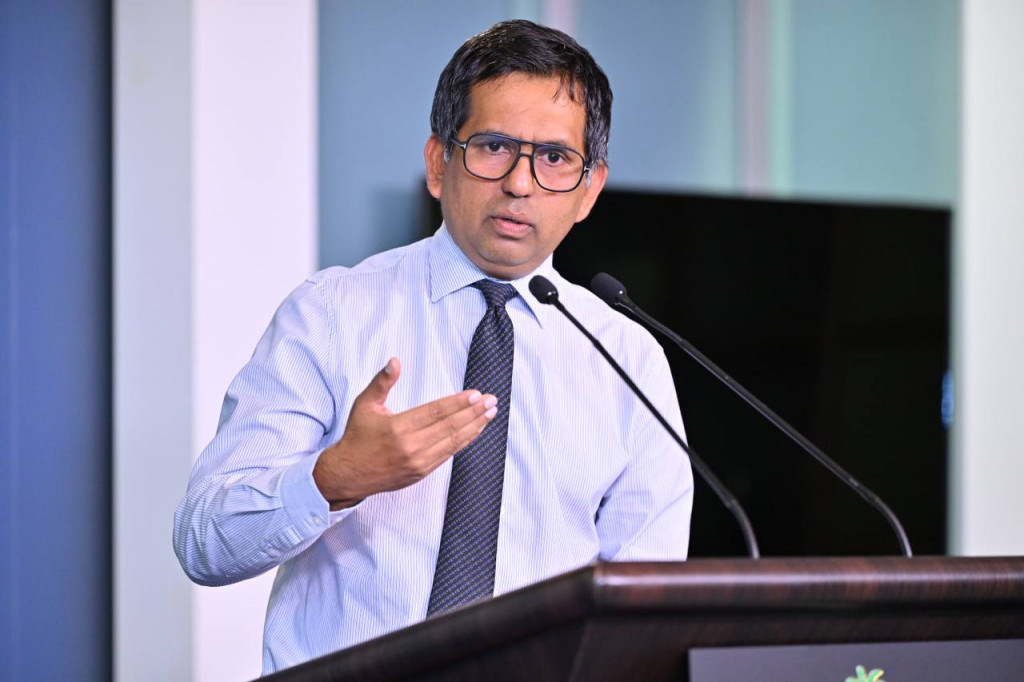 ރައީސް ޑރ މުޢިއްޒަށް ރައްޔިތުންގެ ލޯބި އިތުރުވަމުންދާތަން ފެނުމުން ހަމައިން ނެއްޓުމަކުން ވާނެ މޮޅެއް ނޯންނާނެ: ވަޒީރު ސައީދު