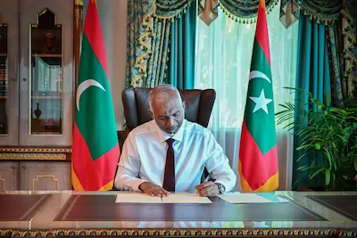 ރާއްޖެއަށް އިސްރާއީލް ޕާސްޕޯޓް މަނާ ކުރުމުން ޣައްޒާގެ ޝުކުރު ރައީސް ޑރ. މުއިއްޒަށް!