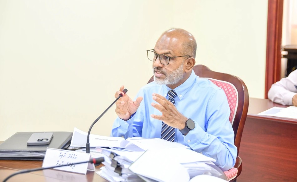 ފުލުހުންގެ ކެއުން ބުއިމުގެ ކަންކަން ގަވާއިދާ ޚިލާފަށް ހަވާލުކުރި މައްސަލައެއް ފެންމަތިވެއްޖެ