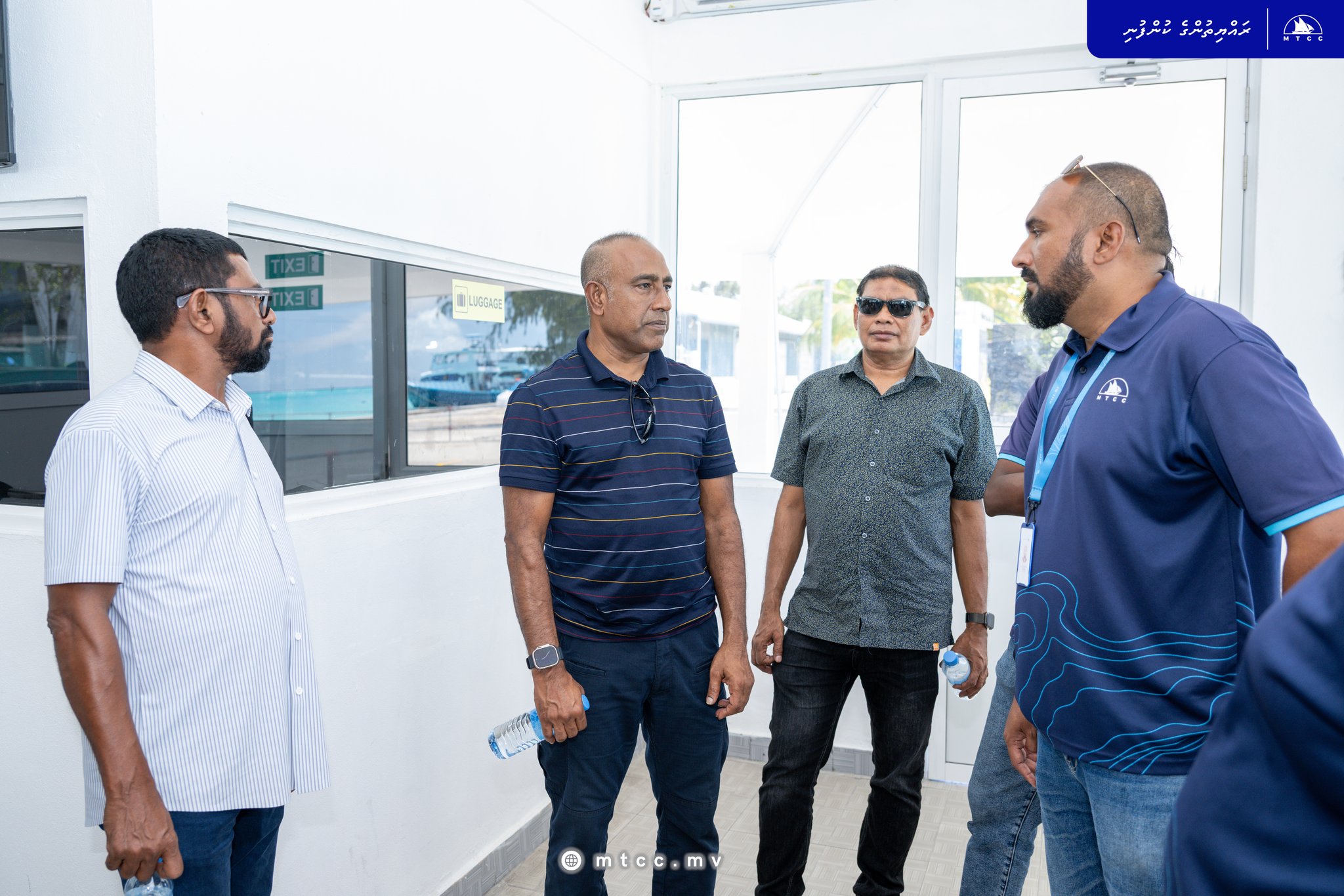 މަޝްރޫއުތައް ބައްލަވާލެއްވުމަށް އެމްޓީސީސީގެ އެމްޑީ އާއި އެކުންފުނީގެ އިސްވެރިންގެ ޓީމެއް ހުވަދު އަތޮޅަށް!