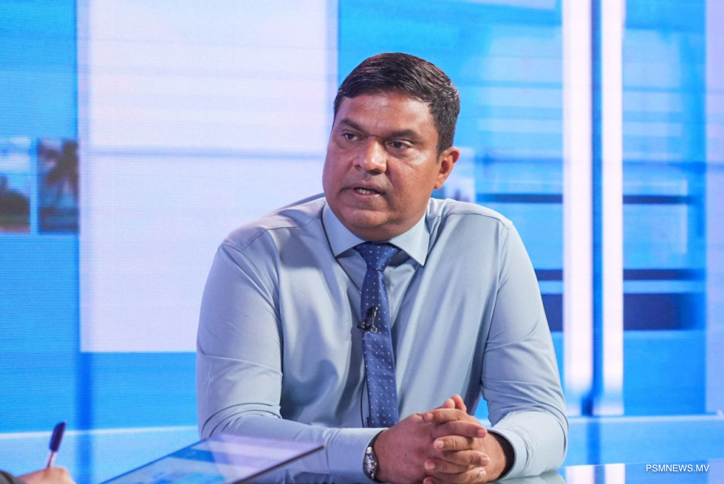 ސަރުކާރުގެ ޓެކްސީ ލައިންގެ ޚިދުމަތް އަންނަ ޖުލައިމަހުގެ ފުރަތަމަ ހަފުތާގެ ތެރޭގައި ފެށޭނެ: ވަޒީރު އަމިން