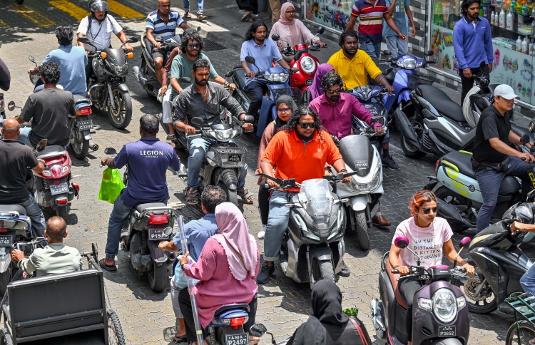 މާލެ ސަރަހައްދުގައި ބޭނުންކުރާ ވެހިކަލްގެ އަދަދު 119،093، ގިނައީ ސައިކަލު: އައިޔޫއެމް – ދިރާސާރިޕޯޓު
