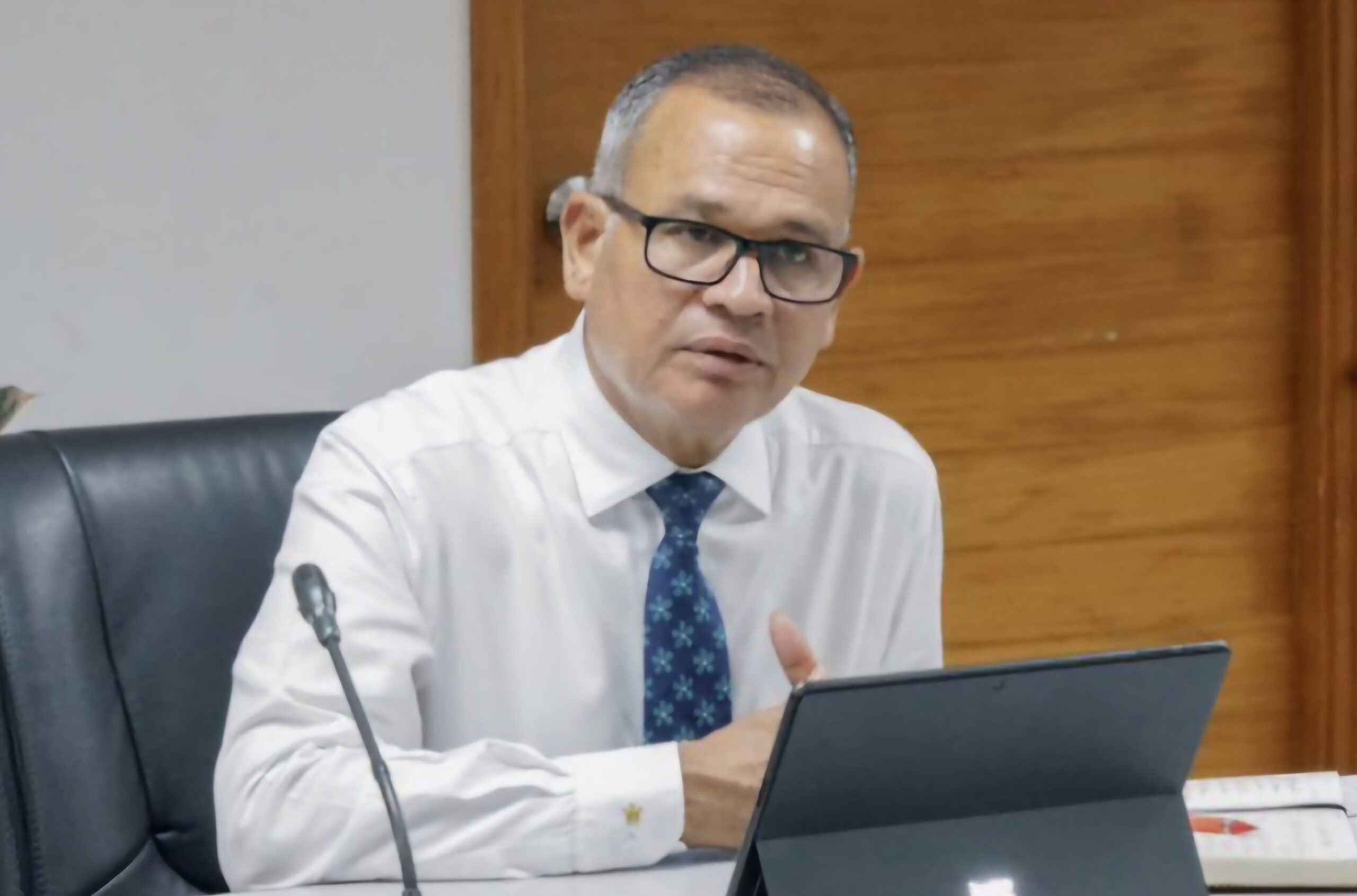ކައުންސިލު އިދާރާތަކުގެ މަސައްކަތް ކޮށްދޭނެ ފަރާތެއް ހޯދުން؛ އުތީމު އުޅެނީ ވަރަށް ކުރީގައި: ވަޒީރު