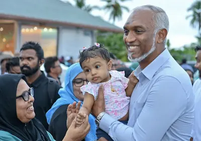 ހާއްސައަޅައިލުން ބޭނުންވާ މީހުންނަށް އެހީވާނީ ސަރުކާރާއި ރައްޔިތުން އަތުގުޅާލައިގެން: ރައީސް