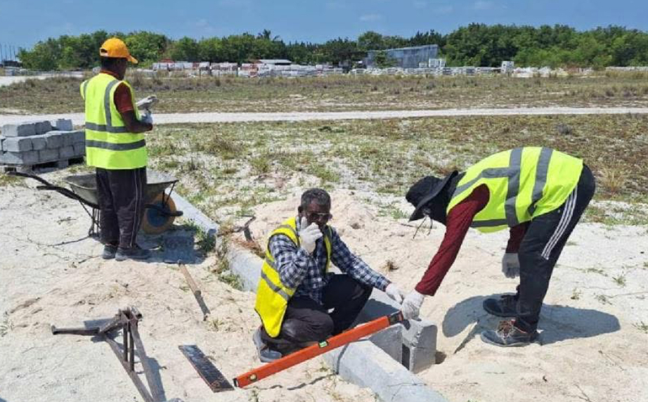 މެދުރާއްޖެތެރޭގެ 3 ރަށެއްގެ މަގުތައް ޒަމާނީ ފެންވަރަށް ތަރައްޤީ ކުރުން ހަލުވިކަމާއެކު ކުރިއަށް؛ އާރްޑީސީ